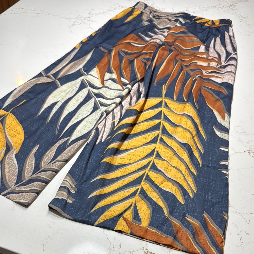 Philosophy Multicolor Leaf Print Crop Pants Size S/P - Picture 5 of 9